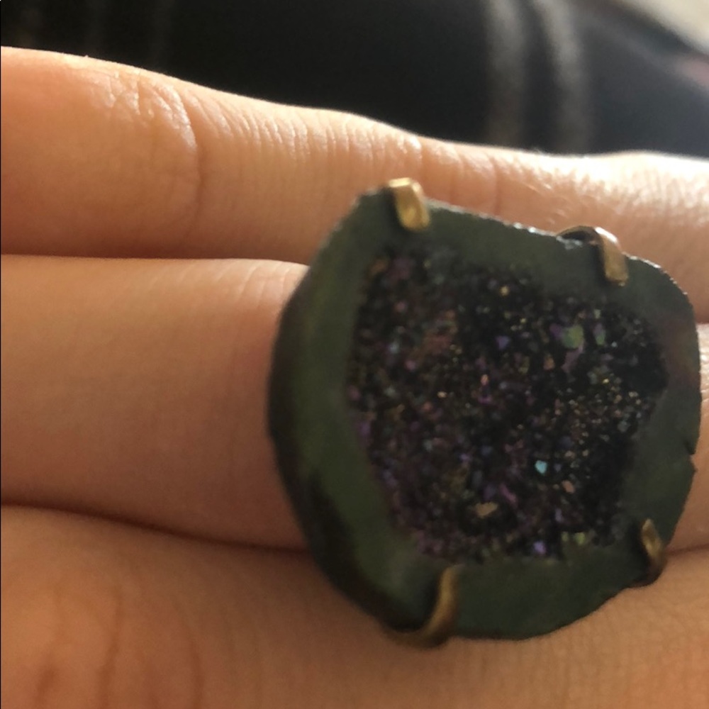 Beautiful Sparkly Gem Rock Ring - image 8